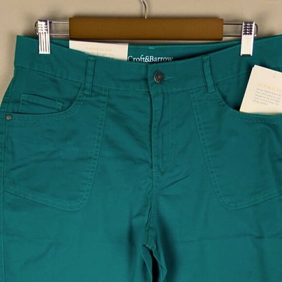 Croft & Barrow NWT Stretch Capri pants 8 - Picture 3 of 9